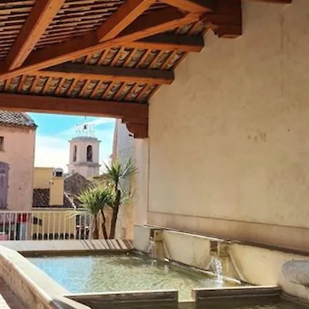 Apartment T2 Avec Piscine A Sainte-maxime, Calme, Proche Commerces Et Loisirs. - Fr-1-226-537
