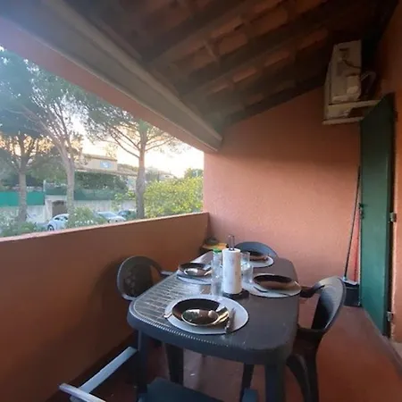 T2 Avec Piscine A Sainte-maxime, Calme, Proche Commerces Et Loisirs. - Fr-1-226-537 Apartment *
